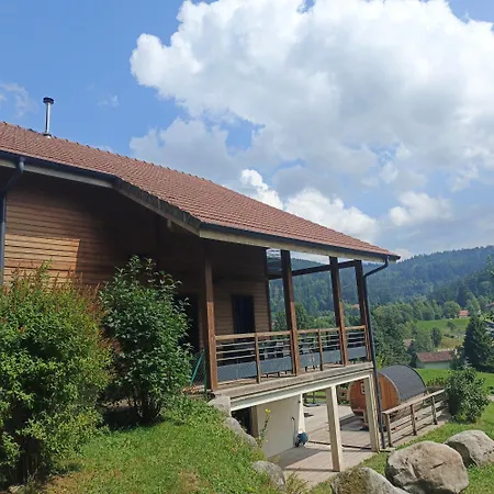 Bois Le Havre Du Sotre Sauna Panoramique Jacuzzi 14 Personnes Et 1 Bebe Gerardmer